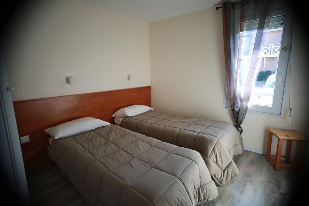 Fasthotel Nimes Кэсарг Номер фото